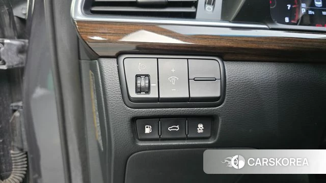 Kia Come New K7 2018 Серый из Кореи, фото 4