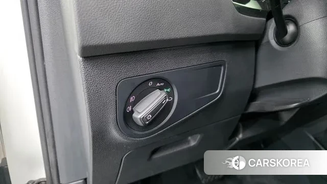 Volkswagen Tiguan second Generation 2019 Белый из Кореи, фото 4