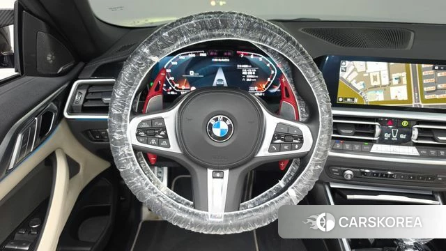 BMW 4 Series (G22) 2023 Светло-серебряный цвет из Кореи, фото 4