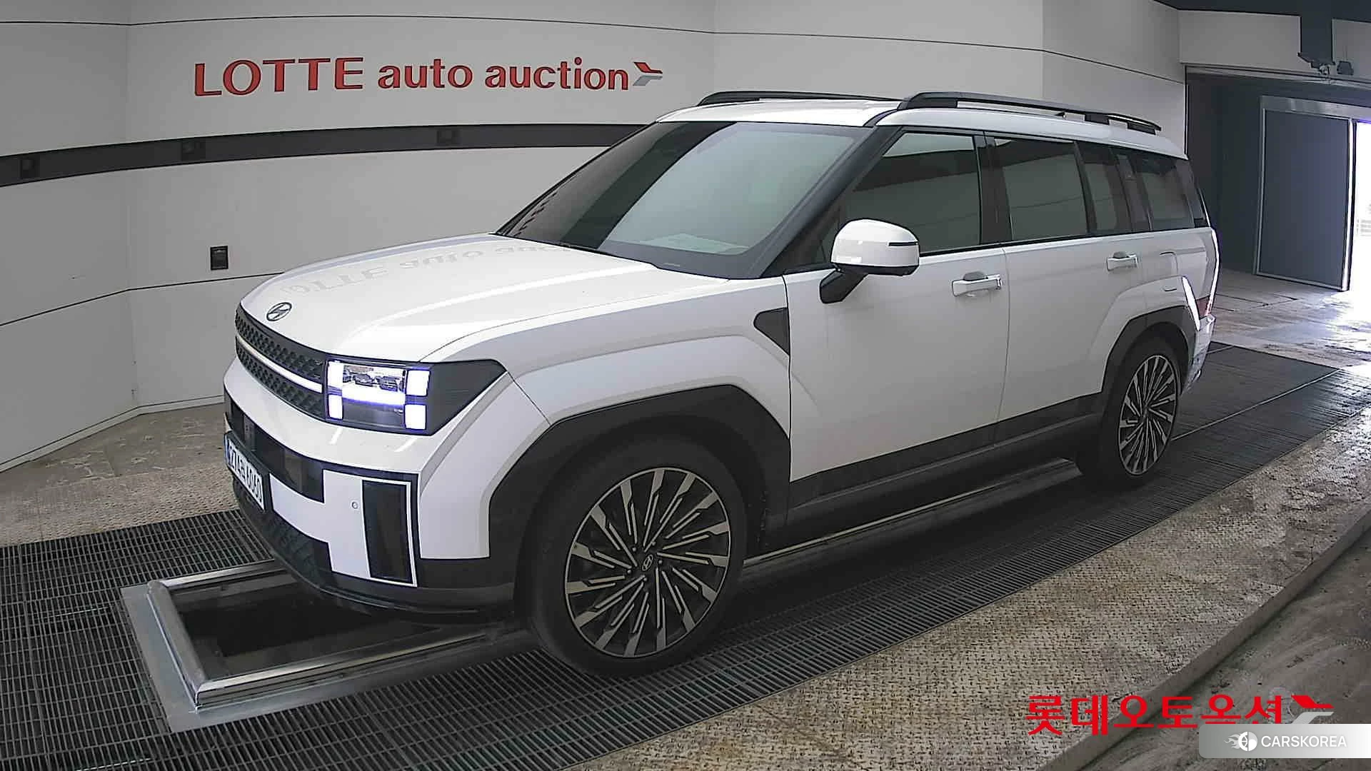 Hyundai Santa Fe 2024 Белый из Кореи, фото 4