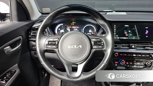 Kia Niro Plus 2022 Белый из Кореи, фото 4