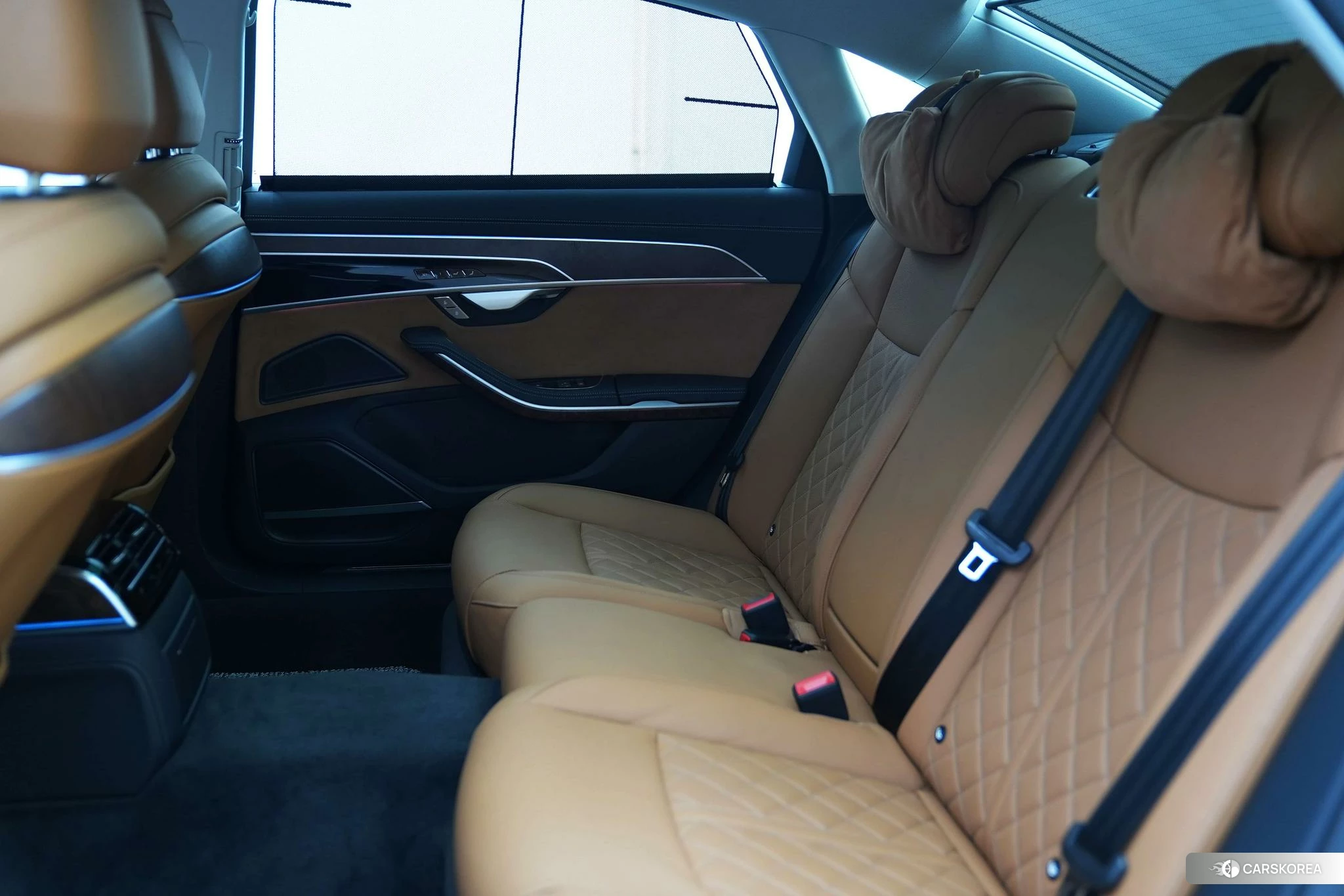 Audi A8 2023 Черный из Китая, фото 4