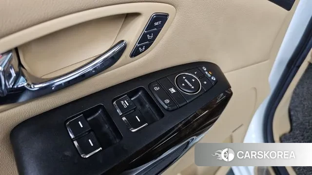 Kia The New Carnival 2018 Белый из Кореи, фото 4