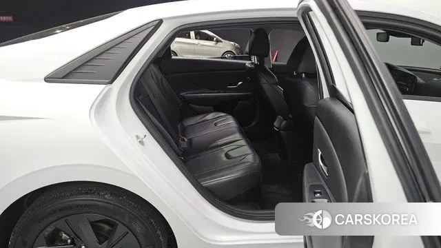 Hyundai Avante Hybrid (CN7) 2021 Белый из Кореи, фото 4