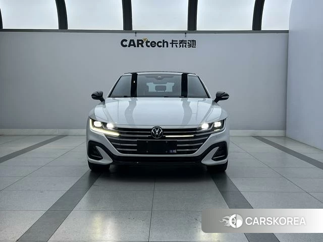 Volkswagen CC 2023 Белый из Китая, фото 4