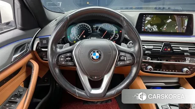 BMW 5 Series (G30) 2018 Белый из Кореи, фото 4