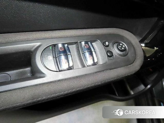 Mini Cooper S Countryman 2023 Зеленый из Кореи, фото 4