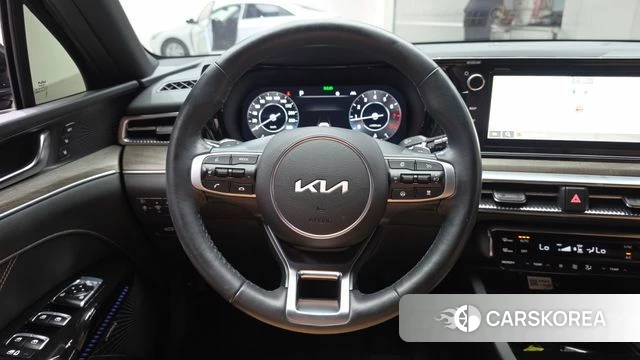 Kia K5 3rd generation 2023 Черный из Кореи, фото 4