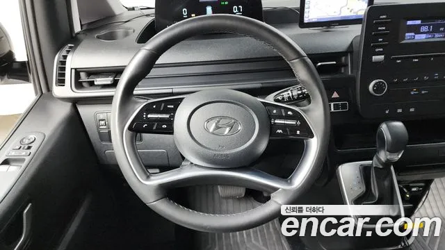 Hyundai Staria 2022 Белый из Кореи, фото 4