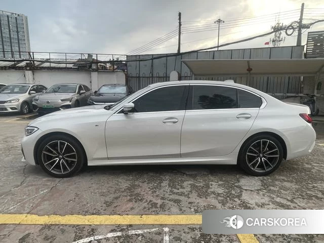 BMW 3 series 2022 Белый из Китая, фото 4
