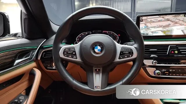 BMW 5 Series (G30) 2022 Белый из Кореи, фото 4