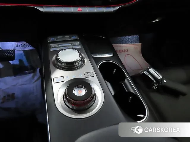 Genesis GV70 2022 Черный из Кореи, фото 4