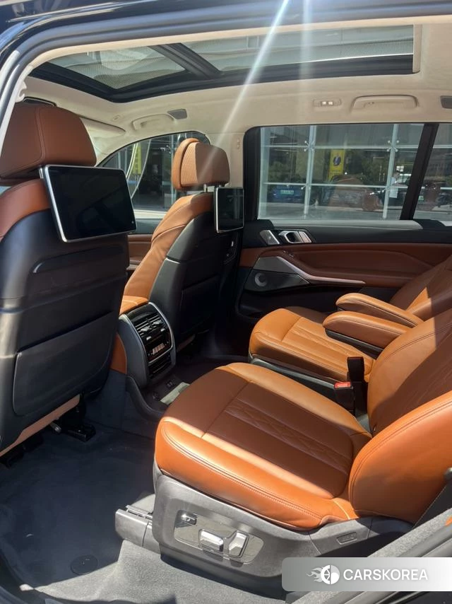 BMW X7 2021 Черный из Китая, фото 4