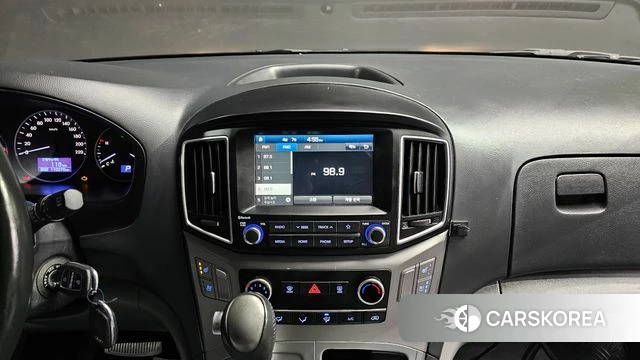 Hyundai The New Grand Starex 2021 Белый из Кореи, фото 4