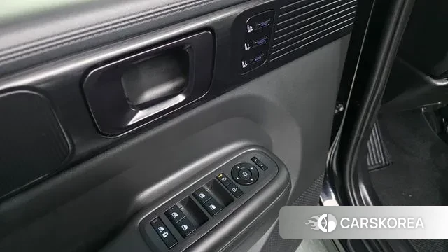 Hyundai Santa Fe (MX5) 2023 Черный из Кореи, фото 4