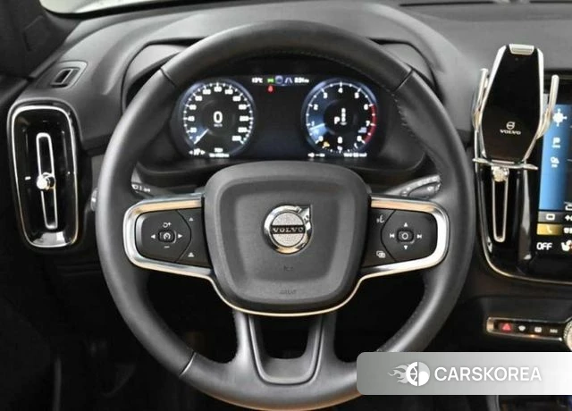 Volvo XC40 2021 Белый из Кореи, фото 4
