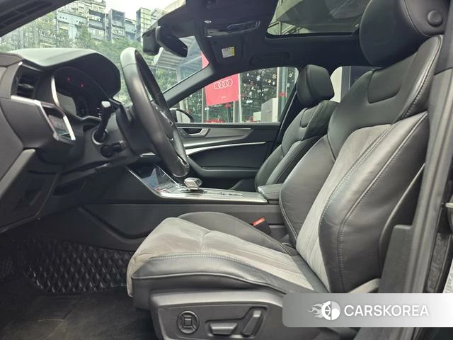 Audi A6L 2021 Черный из Китая, фото 4