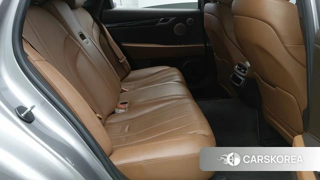 Genesis G80 (RG3) 2022 Серебряный из Кореи, фото 4