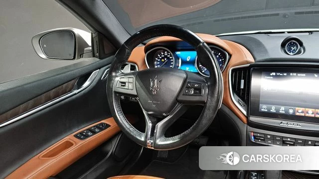 Maserati Ghibli 2020 Белый из Кореи, фото 4