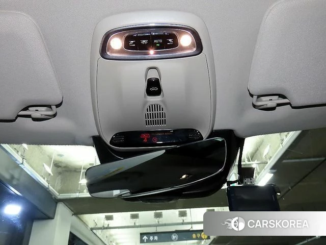 Volvo XC90 second Generation 2018 Светло-серебряный цвет из Кореи, фото 4
