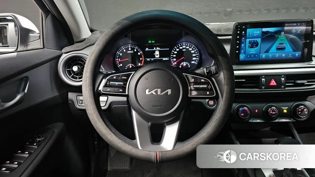 Kia The New K3 2nd generation 2022 Белый из Кореи, фото 4