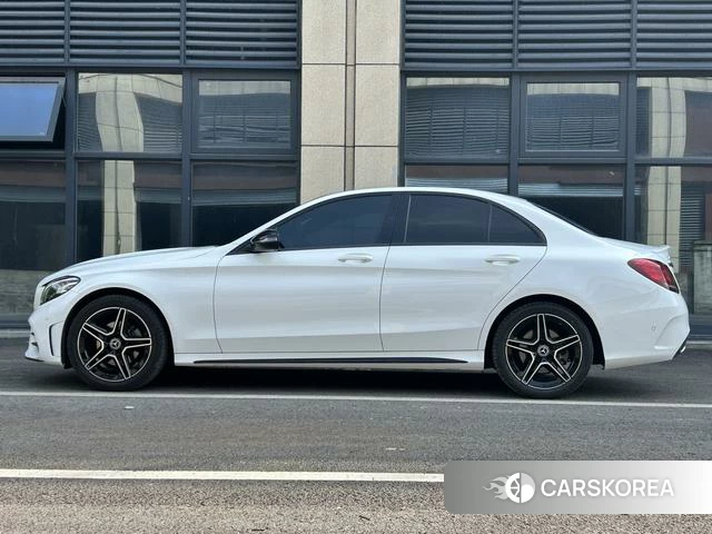 Mercedes-Benz Class C 2021 Белый из Китая, фото 4