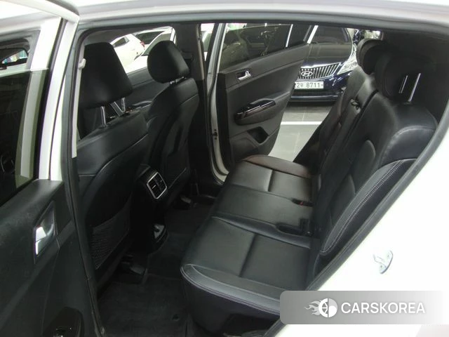 Kia Sportage The Bold 2018 Белый из Кореи, фото 4