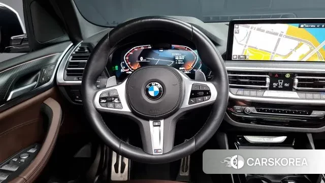 BMW X3 (G01) 2023 Светло-серебряный цвет из Кореи, фото 4