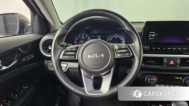 Kia The New K3 2nd generation 2022 Серый из Кореи, фото 4