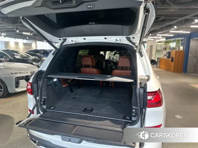 BMW X7 (G07) 2022 Белый из Кореи, фото 4