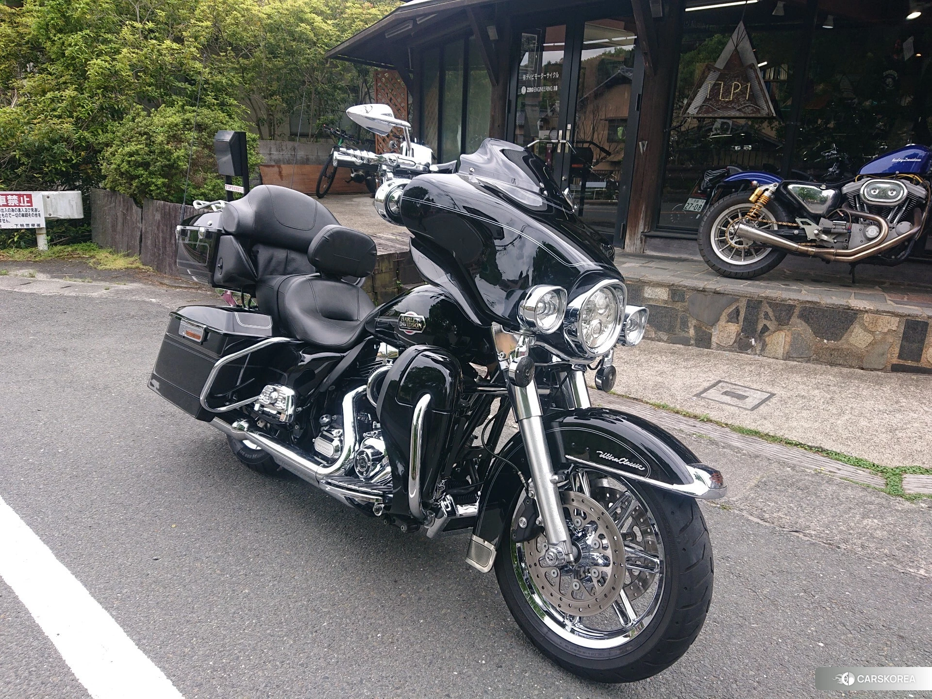 Проданный Harley-Davidson Electra Glide FLHTCU1690 2011 из Японии