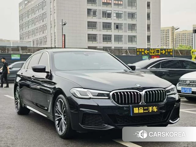 BMW 5 series 2021 Черный из Китая, фото 4