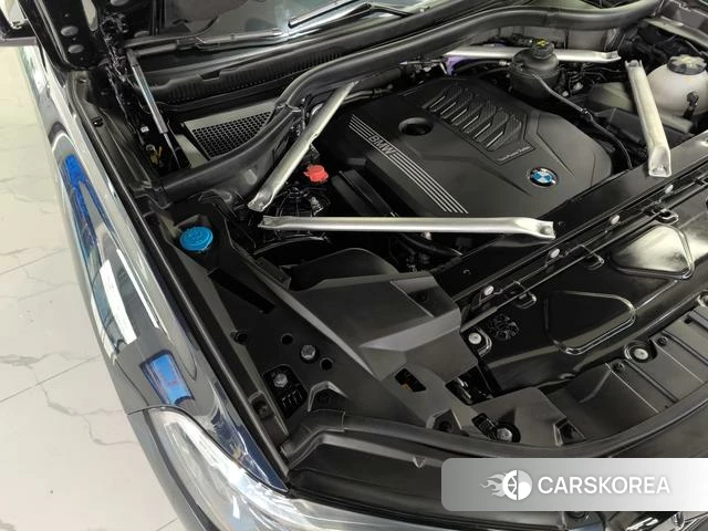 BMW X6 2023 Черный из Китая, фото 4