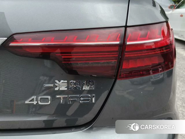 Audi A4L 2021 Темно-серый из Китая, фото 4