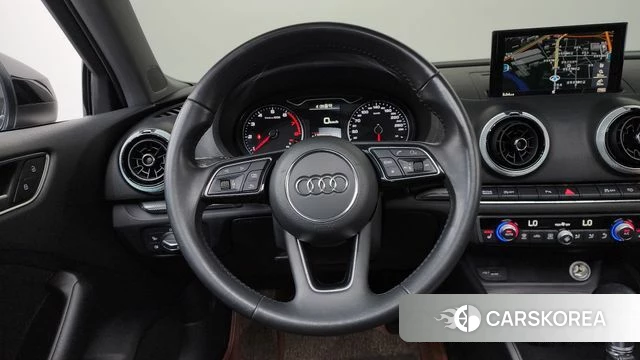 Audi New A3 2018 Черный из Кореи, фото 4