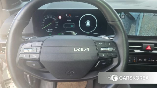 Kia The New Sportage 5th Generation Hybrid 2025 Белый из Кореи, фото 4
