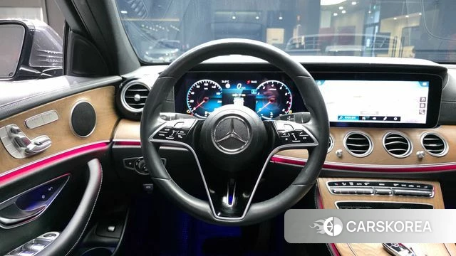 Mercedes-Benz E-Class W213 2022 Серый из Кореи, фото 4
