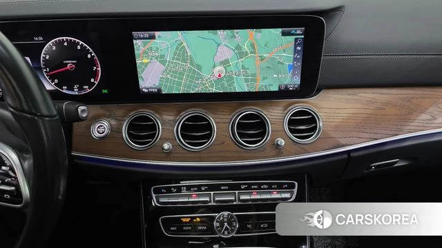 Mercedes-Benz E-Class W213 2020 Черный из Кореи, фото 4