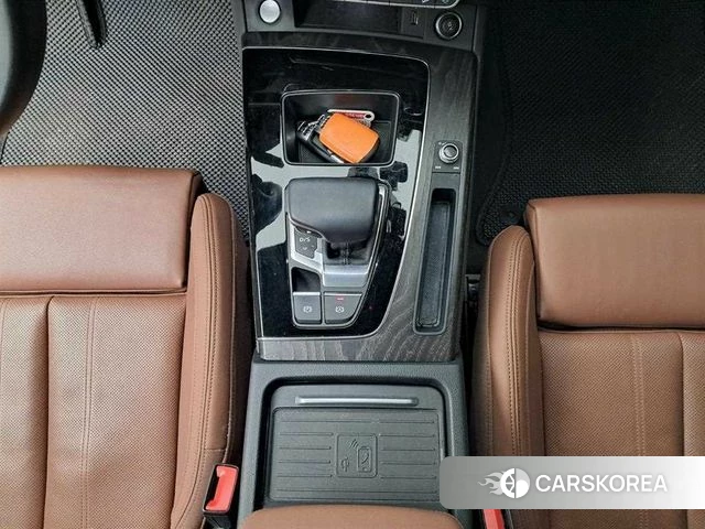 Audi Q5 (FY) 2023 Белый из Кореи, фото 4