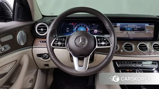Mercedes-Benz E-Class W213 2019 Черный из Кореи, фото 4