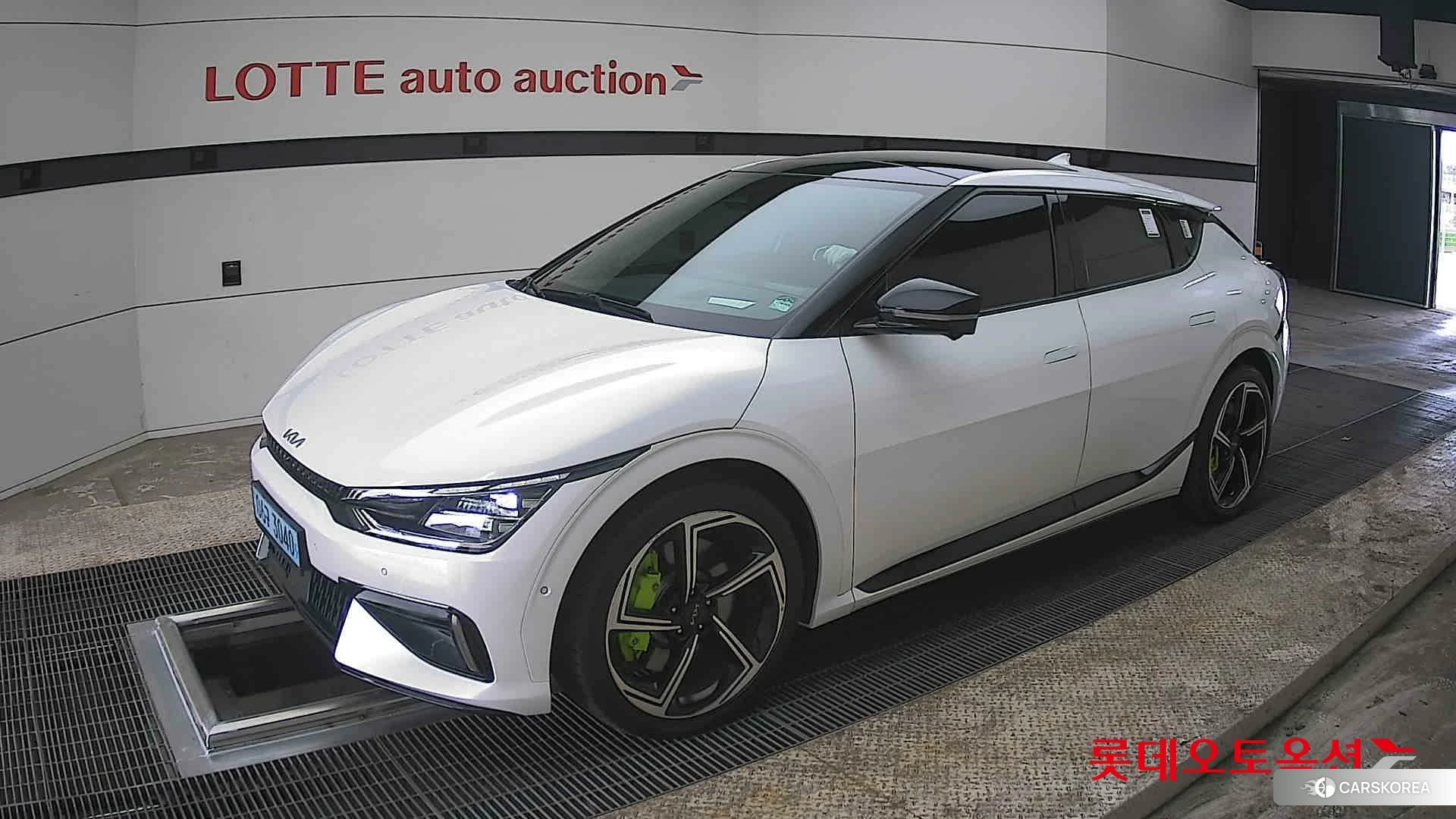 Kia EV6 GT 2023 Белый из Кореи, фото 4