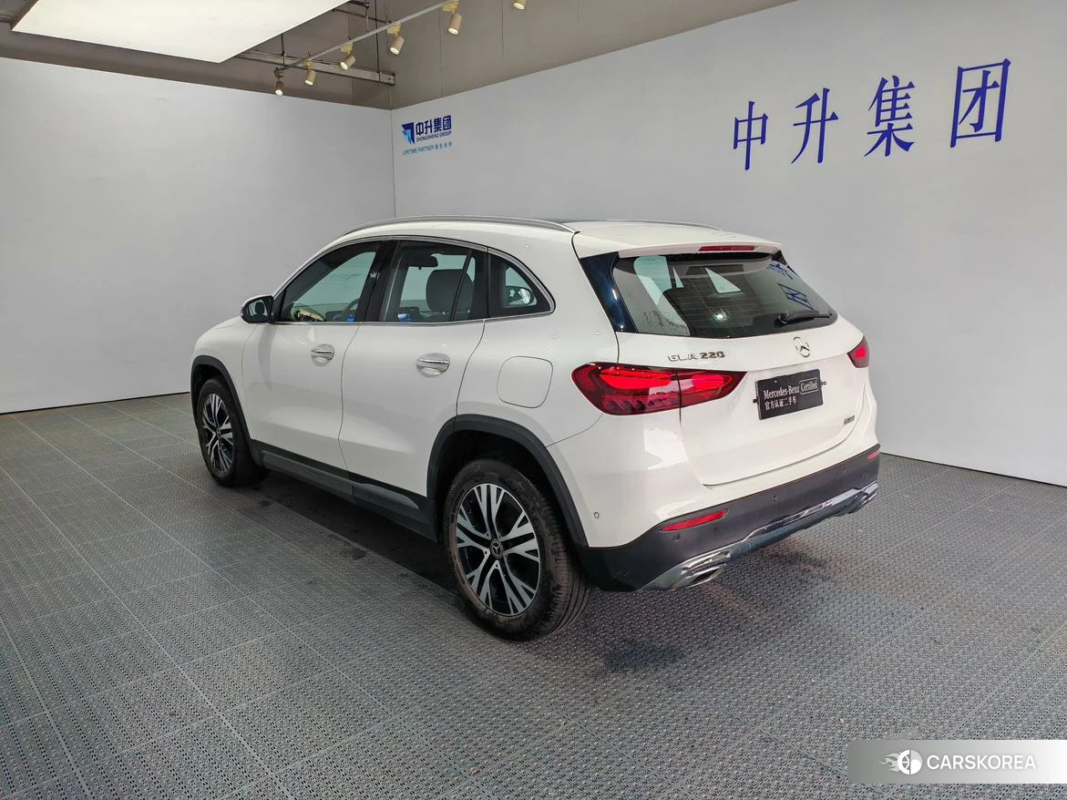 Mercedes-Benz GLA 2025 Белый из Китая, фото 4