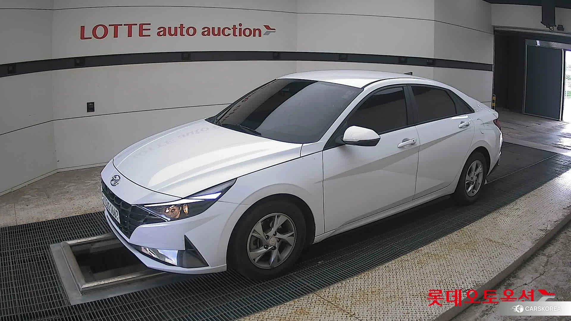 Hyundai Avante 2021 Polar White из Кореи, фото 4