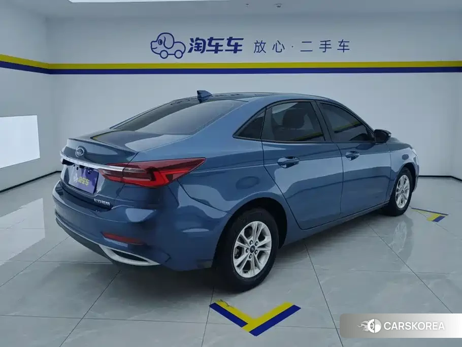 Ford Forrest 2021 Синий из Китая, фото 4