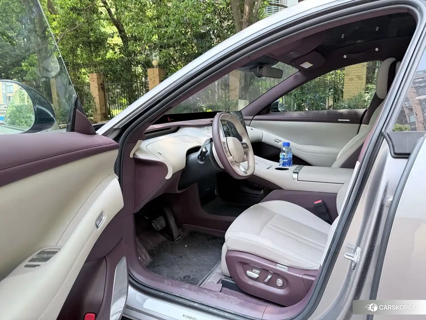 Xiaomi Car Xiaomi YU7 2025 Silver/gray из Китая, фото 4