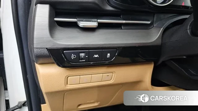 Kia Carnival 4th generation 2021 Белый из Кореи, фото 4