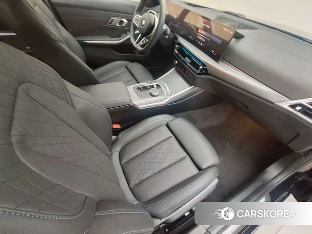 BMW 3 series 2025 Черный из Китая, фото 4