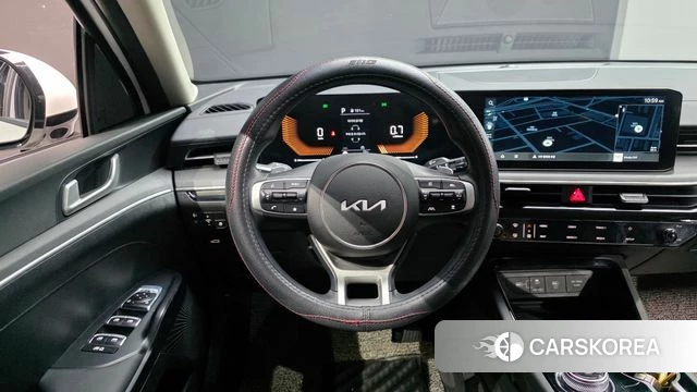 Kia The New K5 3rd generation 2024 Белый из Кореи, фото 4
