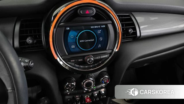 Mini Cooper 2020 Жемчужный цвет из Кореи, фото 4