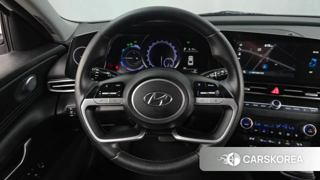 Hyundai Avante Hybrid (CN7) 2022 Белый из Кореи, фото 4